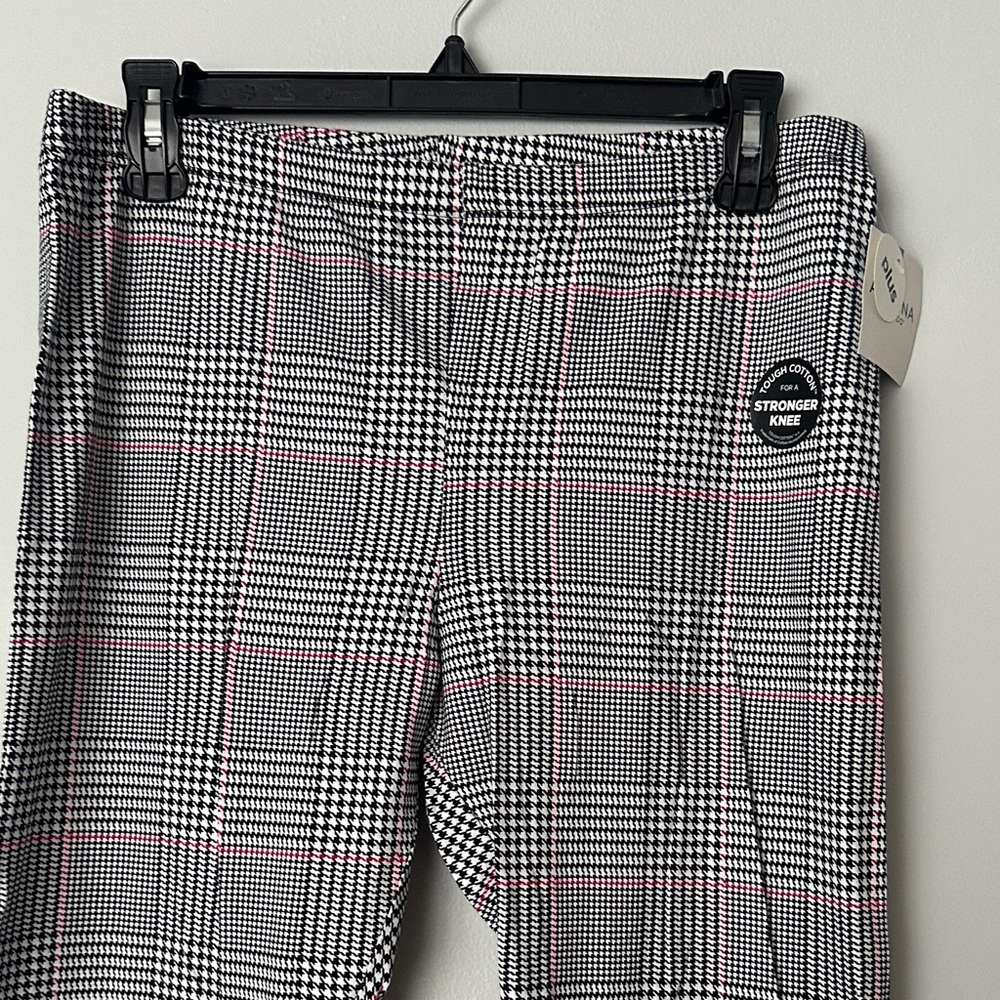 Arizona Jean Company Plaid Leggings with Pink Highlights
